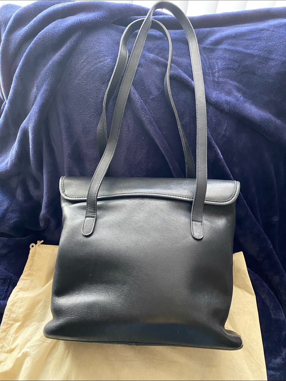Coach Branson Black Leather Messenger Tote with Brass Hardware - Picture 3 of 12